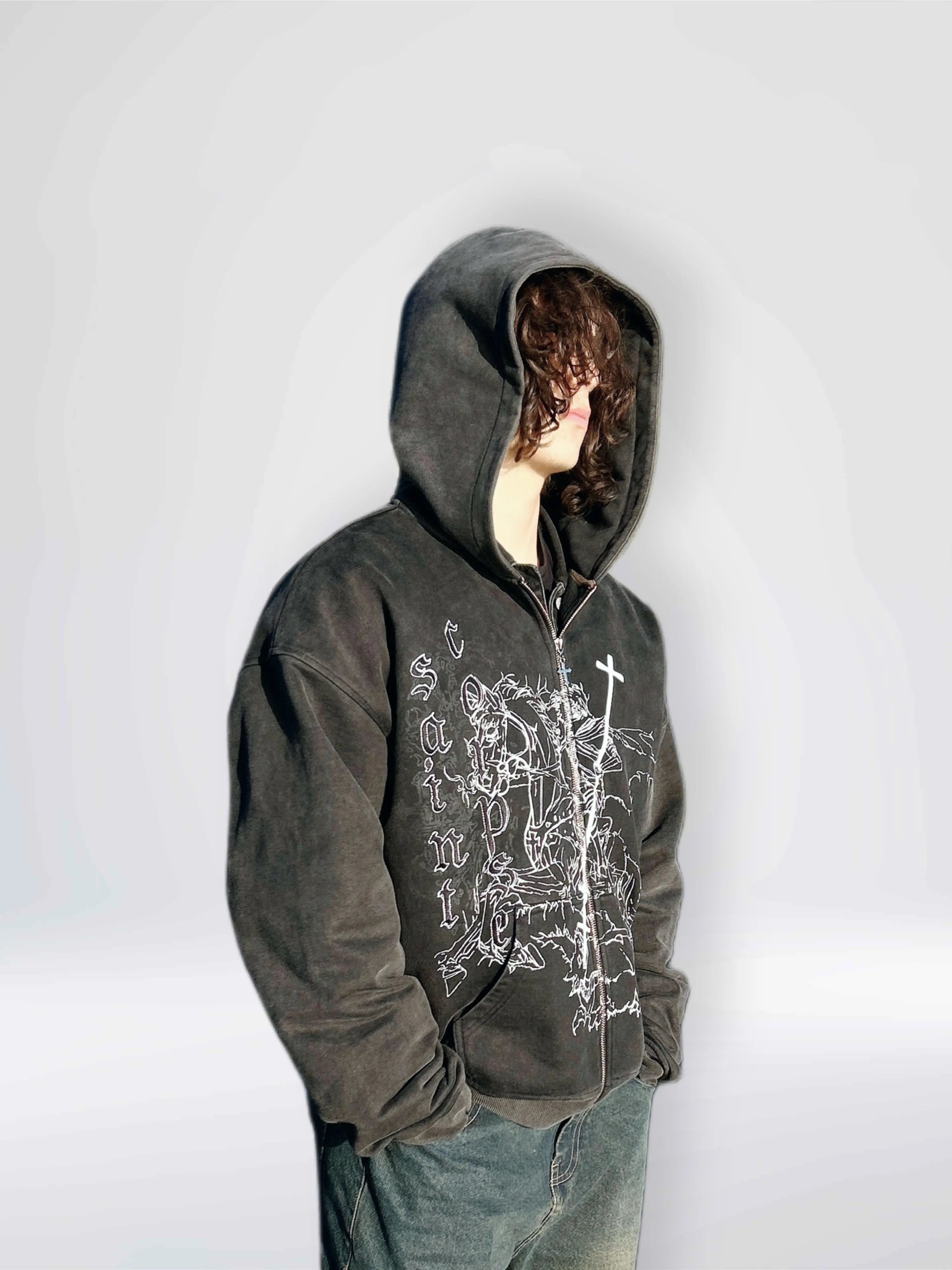 Saint George Zip Black